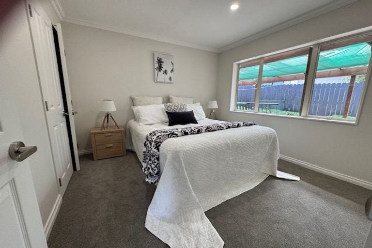Photo of property in 34 Franshell Crescent, East Tamaki, Auckland, 2013