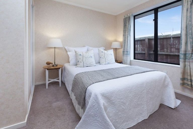 Photo of property in 2/27 Waimairi Road, Upper Riccarton, Christchurch, 8041