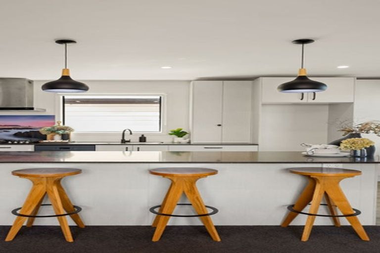 Photo of property in 100 Morrow Avenue, St Andrews, Hamilton, 3200