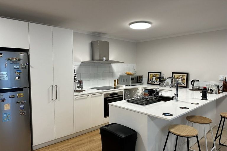 Photo of property in 20f Roseberry Avenue, Birkenhead, Auckland, 0626