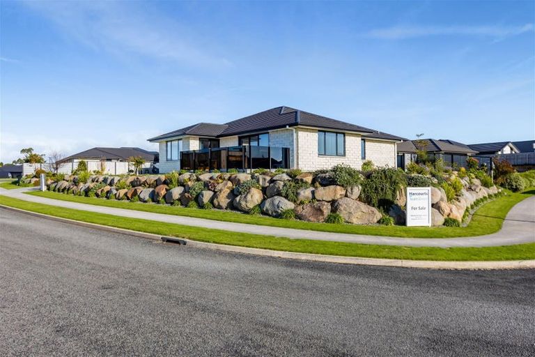 Photo of property in 31 Papawhero Drive, Bell Block, New Plymouth, 4312