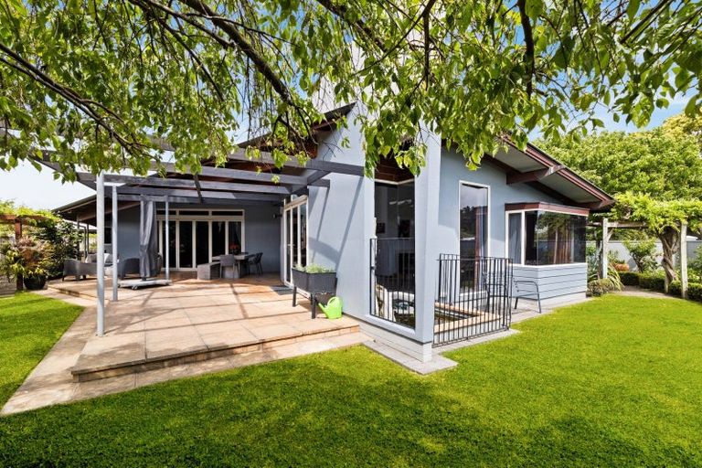 Photo of property in 207 Avenue Road, Greenmeadows, Napier, 4112