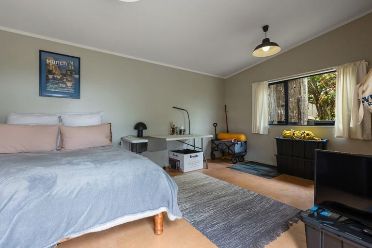Photo of property in 9 Dudley Crescent, Cable Bay, 0420