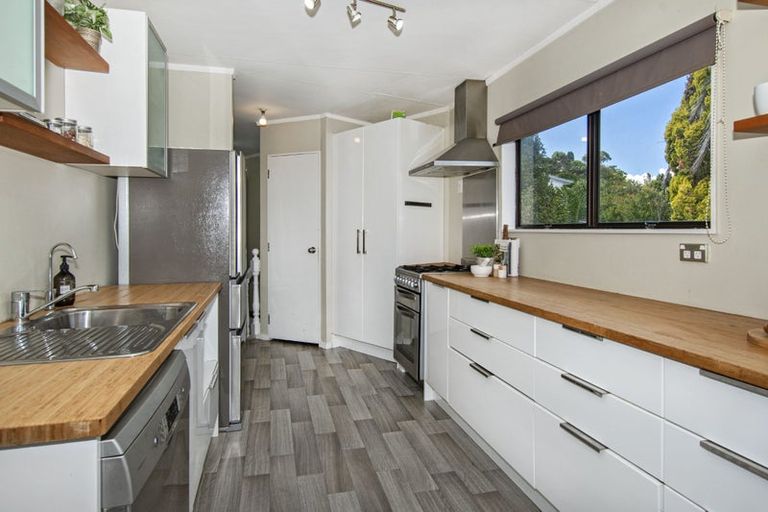 Photo of property in 56 Raumati Crescent, Onerahi, Whangarei, 0110