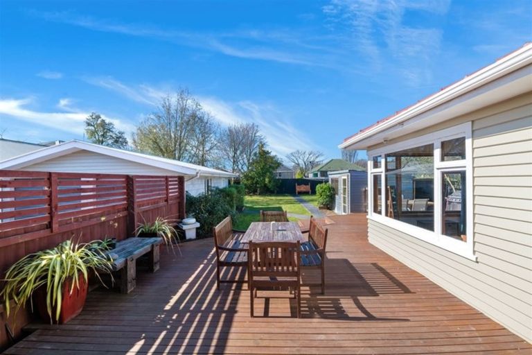 Photo of property in 258 Hills Road, Mairehau, Christchurch, 8013