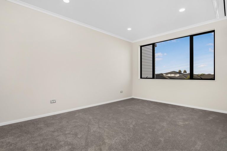 Photo of property in 9 Gum Spear Road, Takanini, 2112