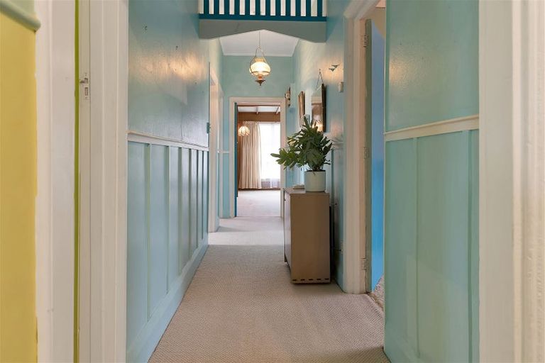 Photo of property in 15 Douglas Road, Amberley, 7410