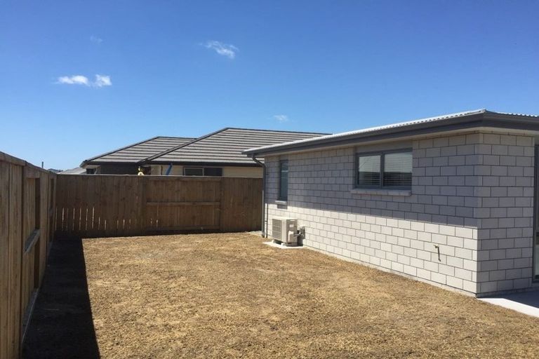 Photo of property in 18 Furlong Road, Papamoa, 3118