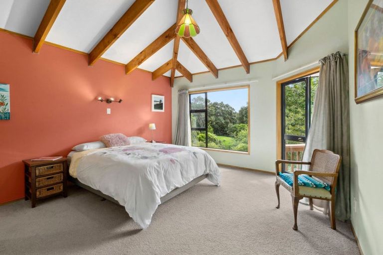 Photo of property in 10 Redwood Crescent, Westown, New Plymouth, 4310