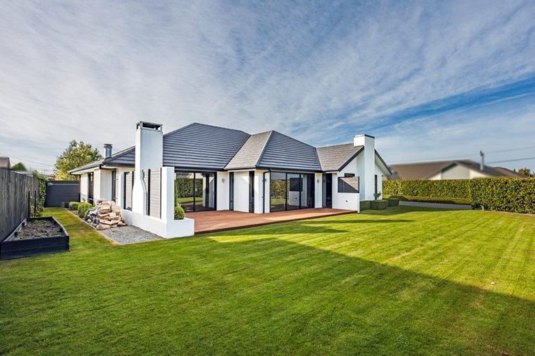 Photo of property in 2 Mcmullan Place, Oamaru North, Oamaru, 9400