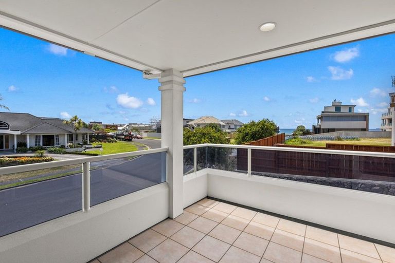 Photo of property in 6a Sunbrae Grove, Mount Maunganui, 3116