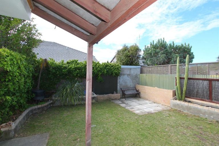 Photo of property in 25 Hood Street, New Brighton, Christchurch, 8061
