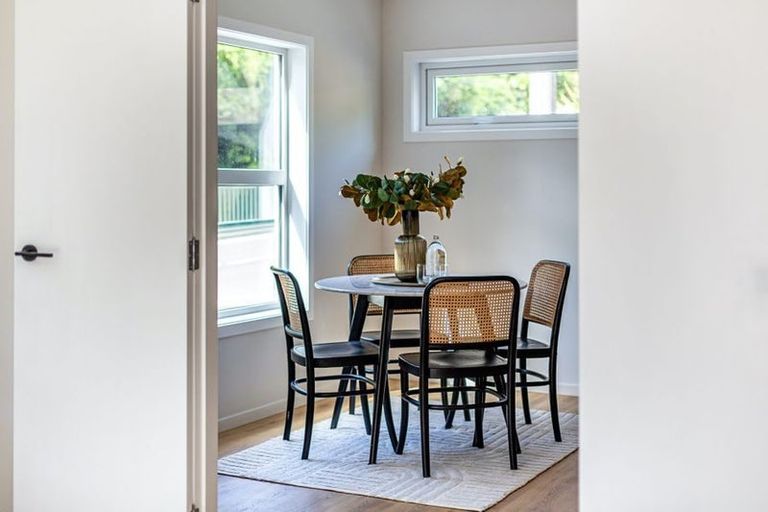 Photo of property in 52a Khandallah Road, Ngaio, Wellington, 6035