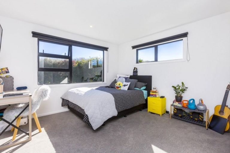 Photo of property in 46a Emerald Hill Drive, Birchville, Upper Hutt, 5018