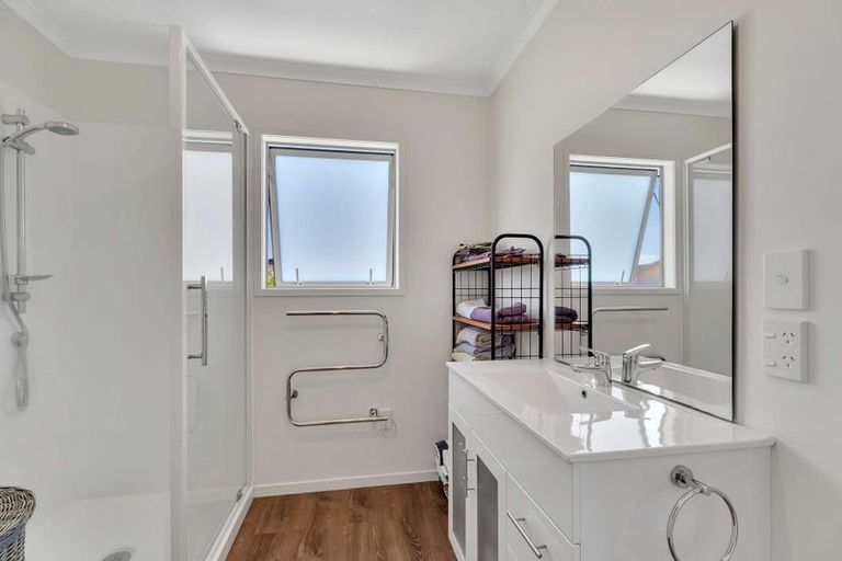 Photo of property in 112 Mahoe Place, Matarangi, Whitianga, 3592