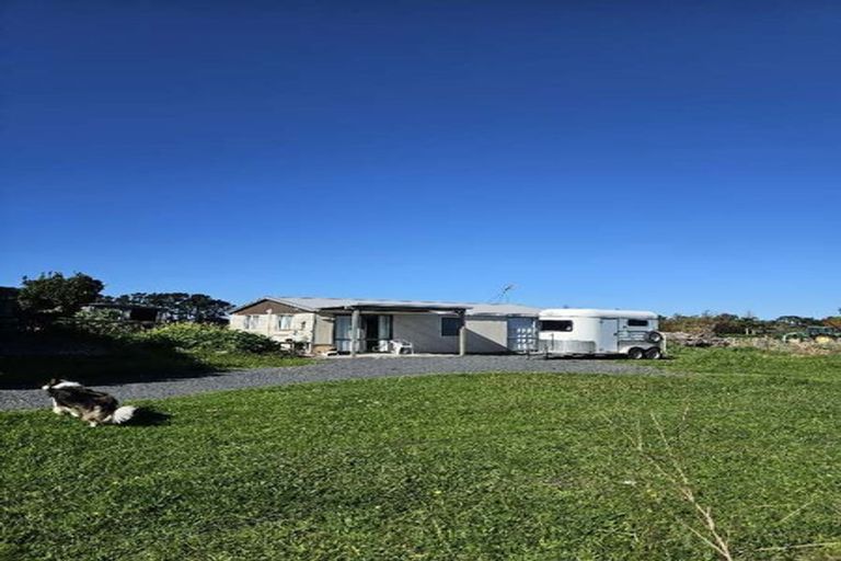 Photo of property in 68a Marae O Rehia Road, Karioitahi, Waiuku, 2683