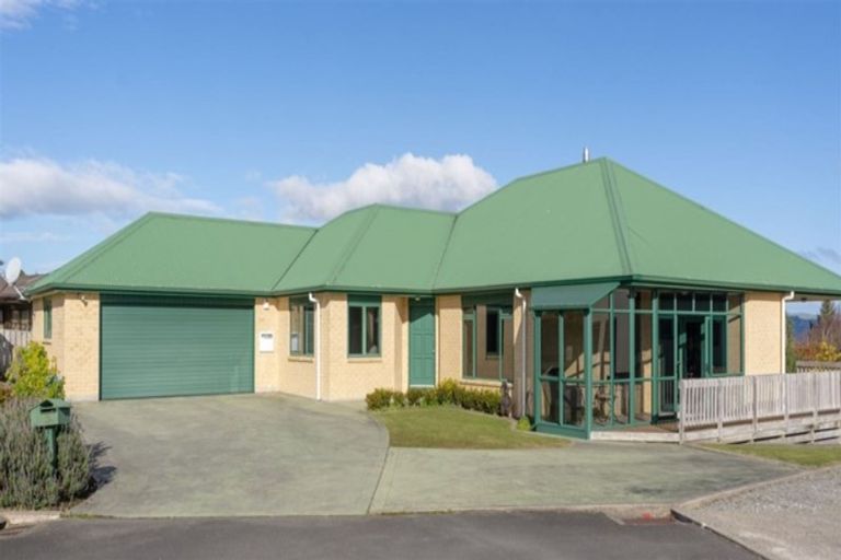 Photo of property in 3a Kauri Grove, Lansdowne, Masterton, 5810