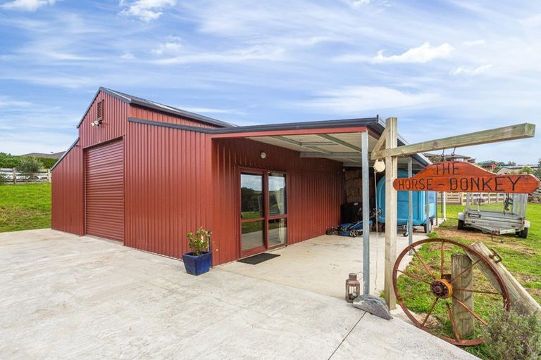 Photo of property in 1096f Awhitu Road, Pollok, Waiuku, 2683