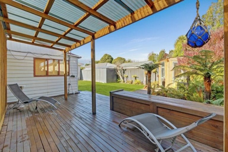 Photo of property in 19 Moyna Avenue, Dallington, Christchurch, 8061