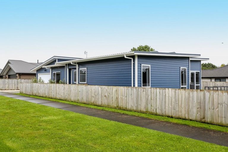 Photo of property in 39 Smith Street, Lepperton, New Plymouth, 4373