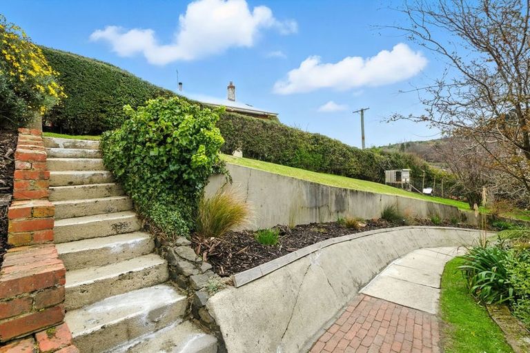 Photo of property in 483 South Road, Calton Hill, Dunedin, 9012