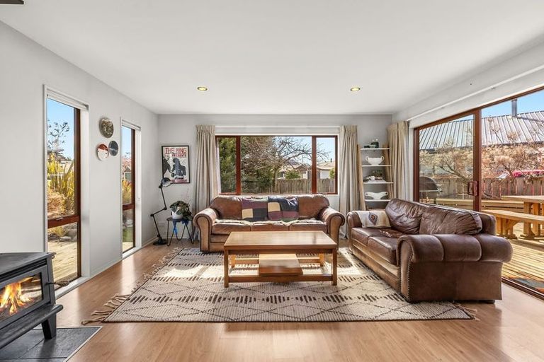Photo of property in 14 Ragan Lane, Wanaka, 9305