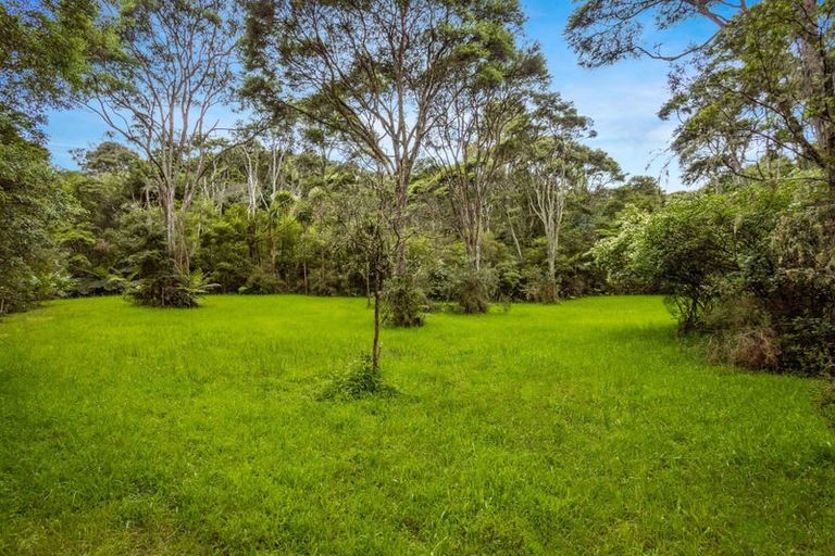 Photo of property in 853b Old North Road, Waimauku, 0882