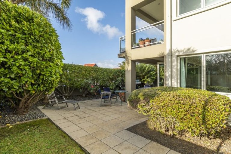 Photo of property in 7/235 Devonport Road, Tauranga, 3110