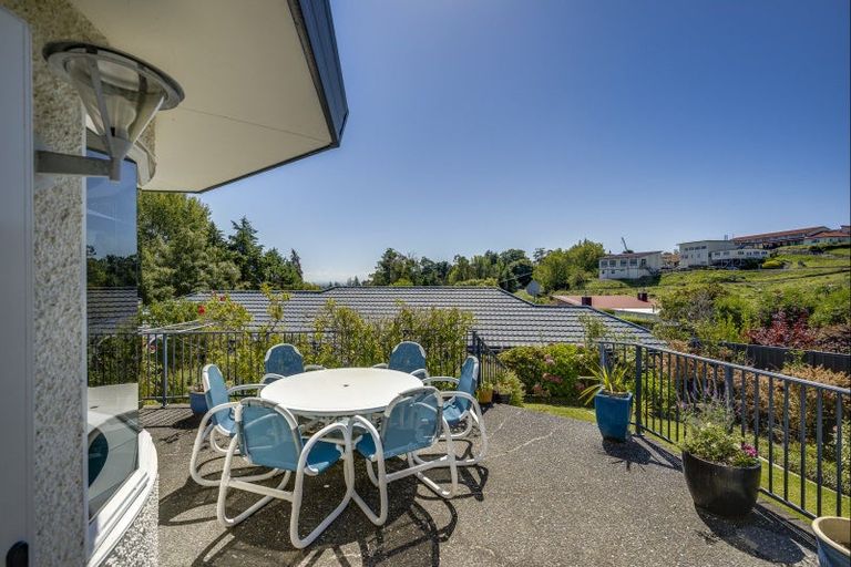 Photo of property in 44 Rochfort Road, Havelock North, 4130