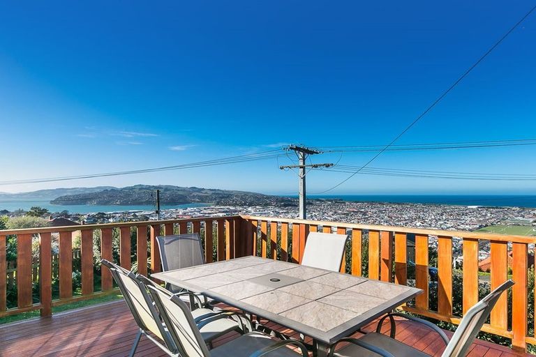 Photo of property in 118 Forfar Street, Clyde Hill, Dunedin, 9011