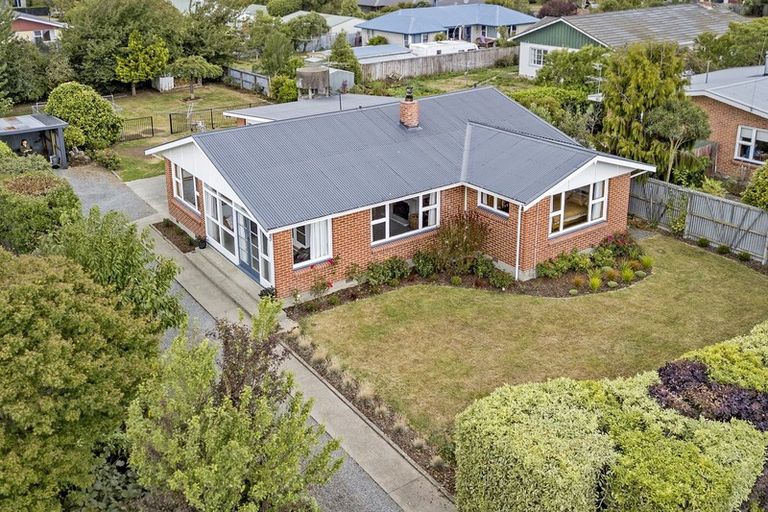 Photo of property in 2 Mcilraith Street, Darfield, 7510