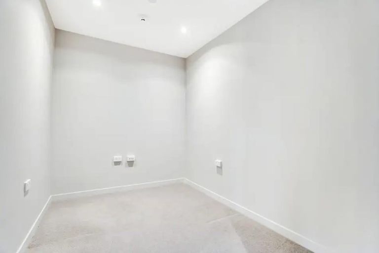 Photo of property in 604/27 Don Mckinnon Drive, Albany, Auckland, 0632