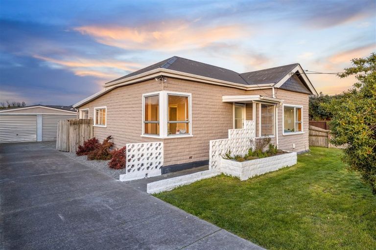 Photo of property in 47 Seymour Street, Hornby, Christchurch, 8042