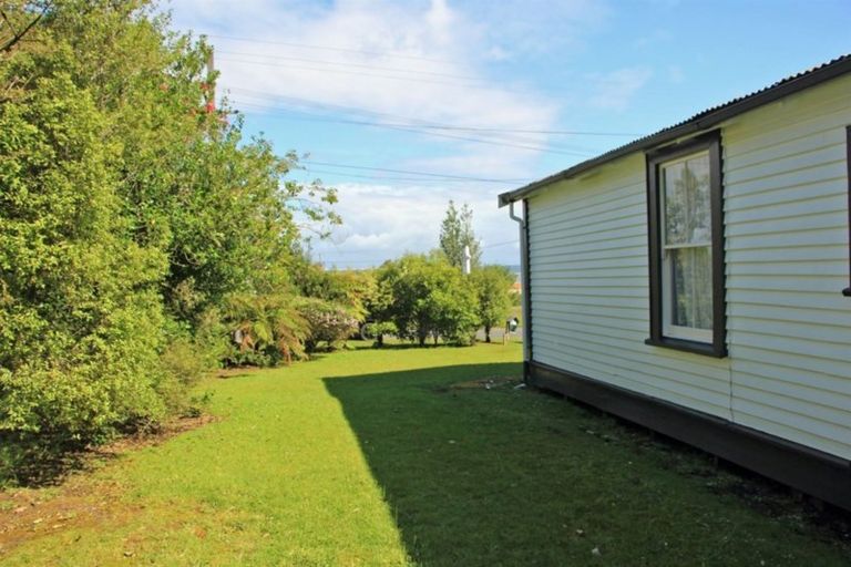 Photo of property in 3 Harper Street, Blackball, 7804