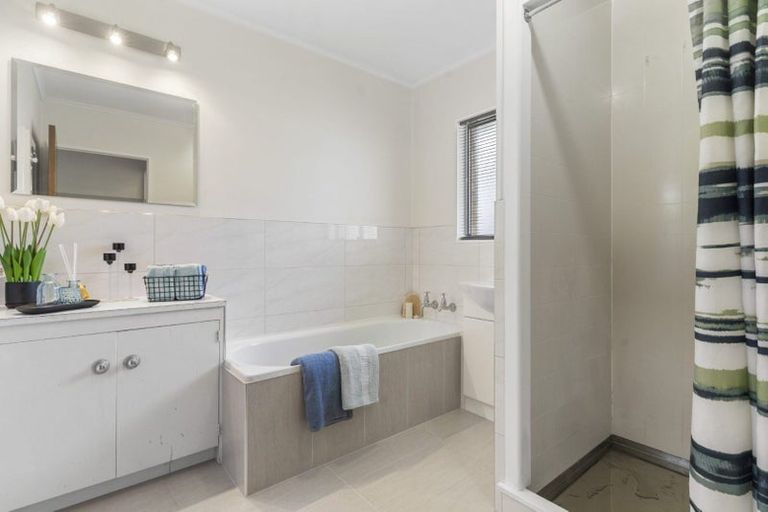 Photo of property in 5/3 Opaheke Road, Papakura, 2110