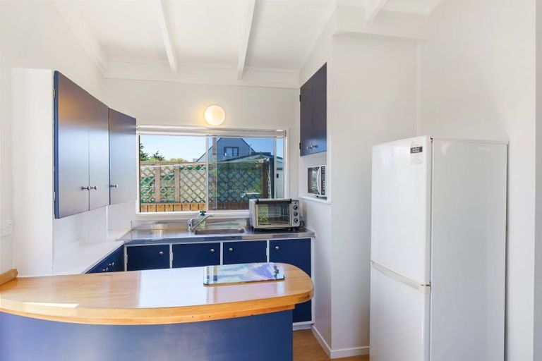 Photo of property in 19 Dixie Street, Te Horo Beach, Otaki, 5581