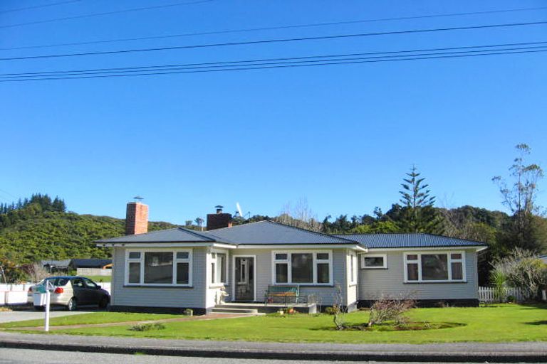 Photo of property in 128 Marsden Road, Greymouth, 7805