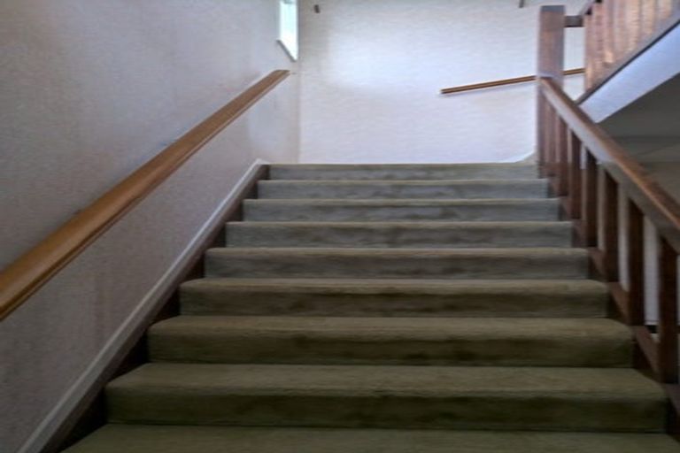 Photo of property in 1-2/144 Kolmar Road, Papatoetoe, Auckland, 2025