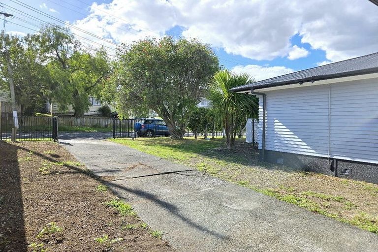Photo of property in 4 Ruby Street, Manurewa, Auckland, 2102