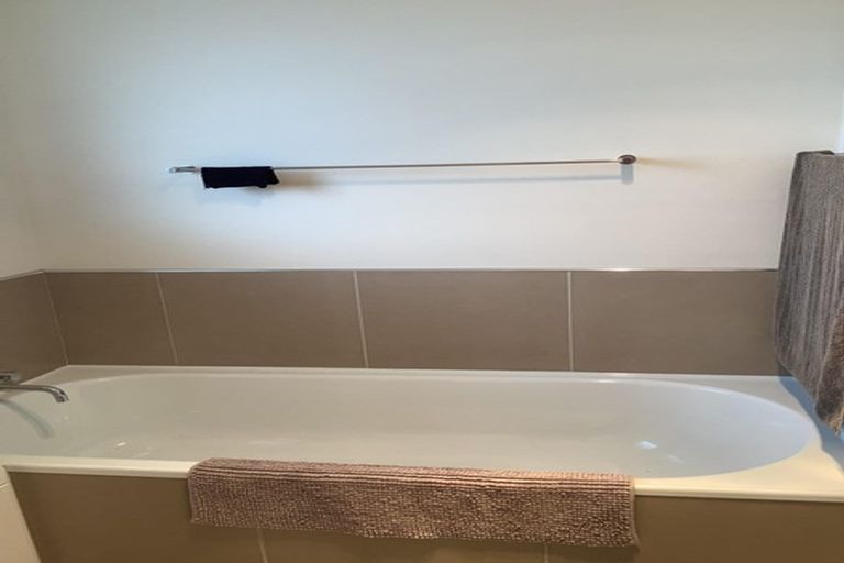 Photo of property in 21 Bucknell Street, Sockburn, Christchurch, 8042