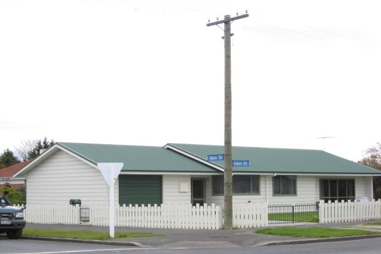 Photo of property in 30 Ajax Street, Milton, 9220