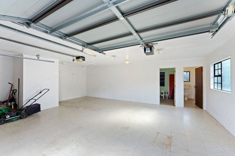 Photo of property in 18 Cobb Place, Otaki, 5512