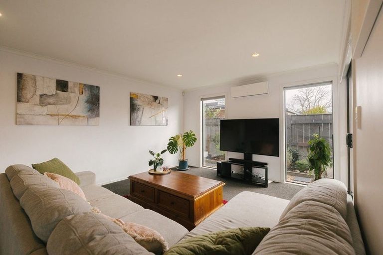 Photo of property in 145 Grey Street, Palmerston North, 4410