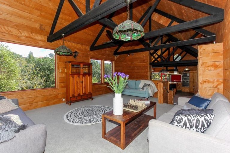 Photo of property in 22b Sequoia Grove, Merrilands, New Plymouth, 4312