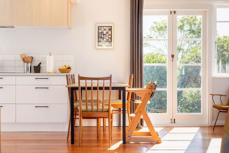 Photo of property in 53 Aorangi Road, Paraparaumu, 5032