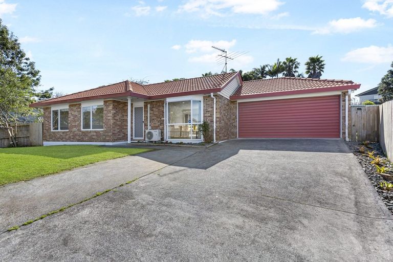 Photo of property in 46 Patts Avenue, Glendene, Auckland, 0602