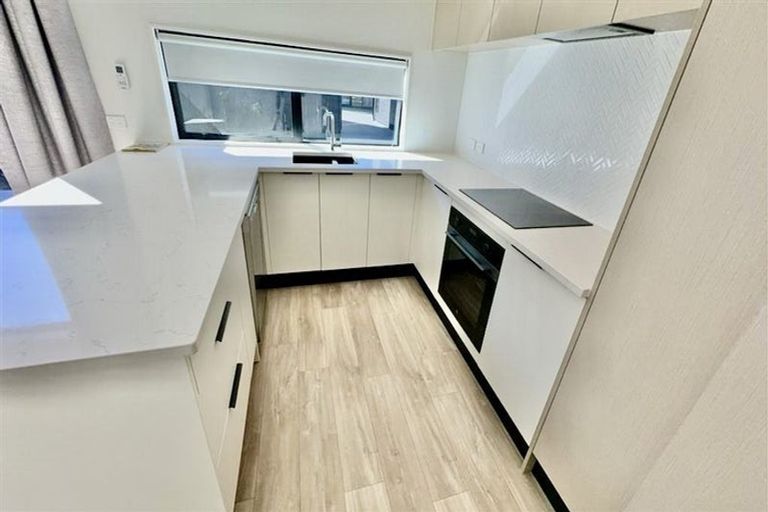 Photo of property in 14a Andrew Road, Howick, Auckland, 2010