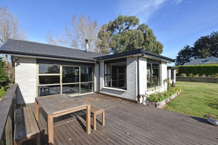 Photo of property in 50 Taiepa Road, Otatara, Invercargill, 9879