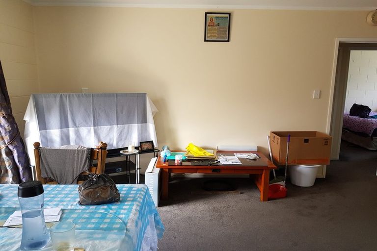Photo of property in 100 Station Road, Papatoetoe, Auckland, 2025