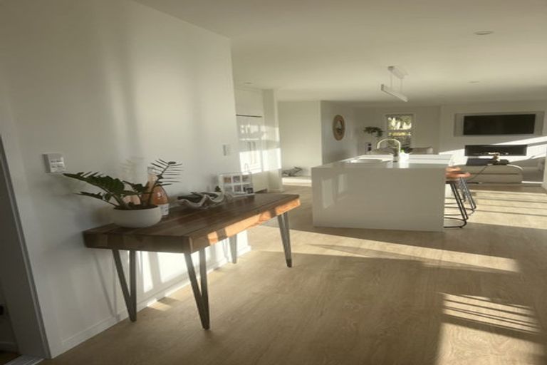 Photo of property in 3 Trysail Place, Whitby, Porirua, 5024